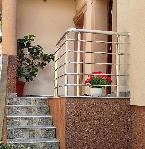 Nana 아파트 골루바츠